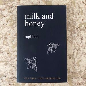 Milk and Honey poetry book